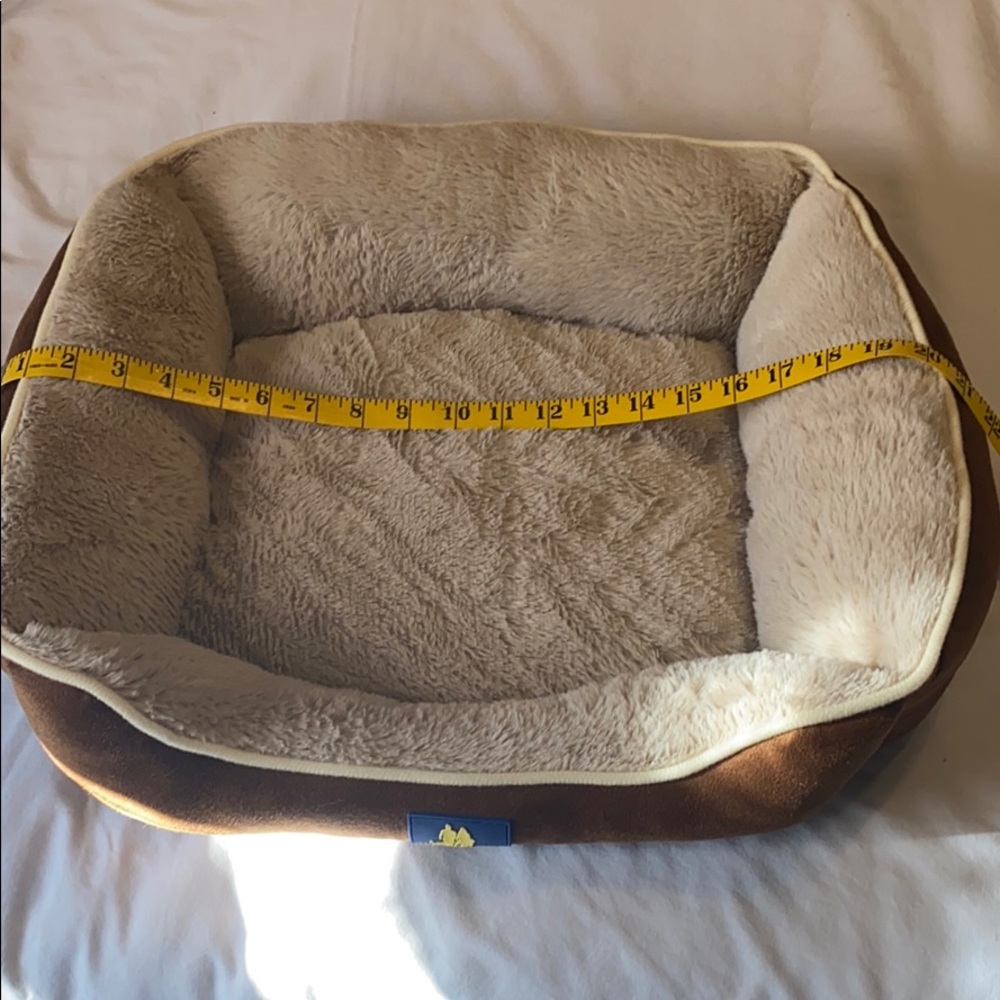 Small dog/cat bed